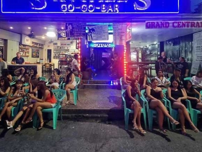 Angeles City Red Light District Bar Guide: How to Have a Drink with a Girl You Like