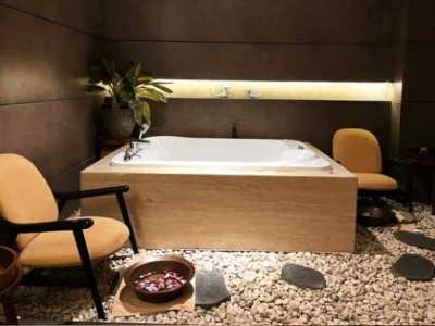 Gaya Spa Wellness Senopati, Indonesian Southeast Asian decoration style