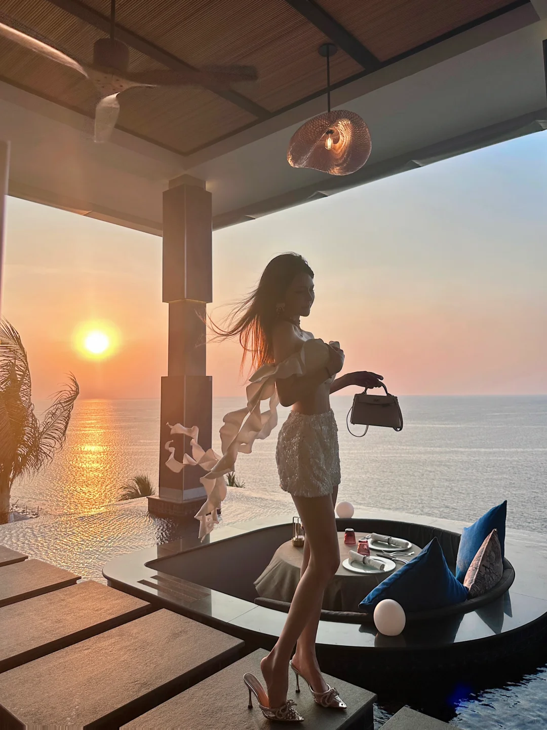 Plum Prime Steakhouse, a clifftop restaurant in Phuket, where you can enjoy dinner with the sunset and sea breeze