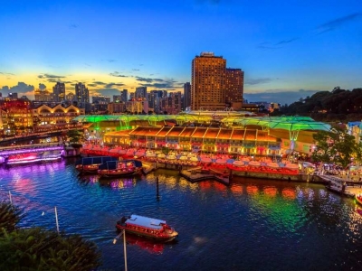 Singapore Clarke Quay, an entertainment district for shopping, dining and tourism