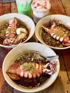 Chiang Mai, 18 must-try restaurants, recommended squid boat noodles