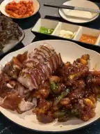 금상족발, a delicious pork trotter rice restaurant in Jeju Island with no queues